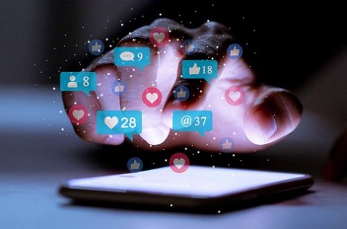 Creazione di Contenuti per Social Media