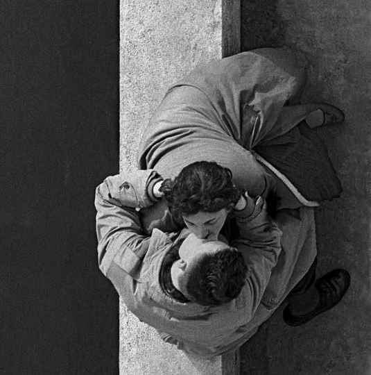 Quando arrivai là, mi baciò subito 1 bacio amore